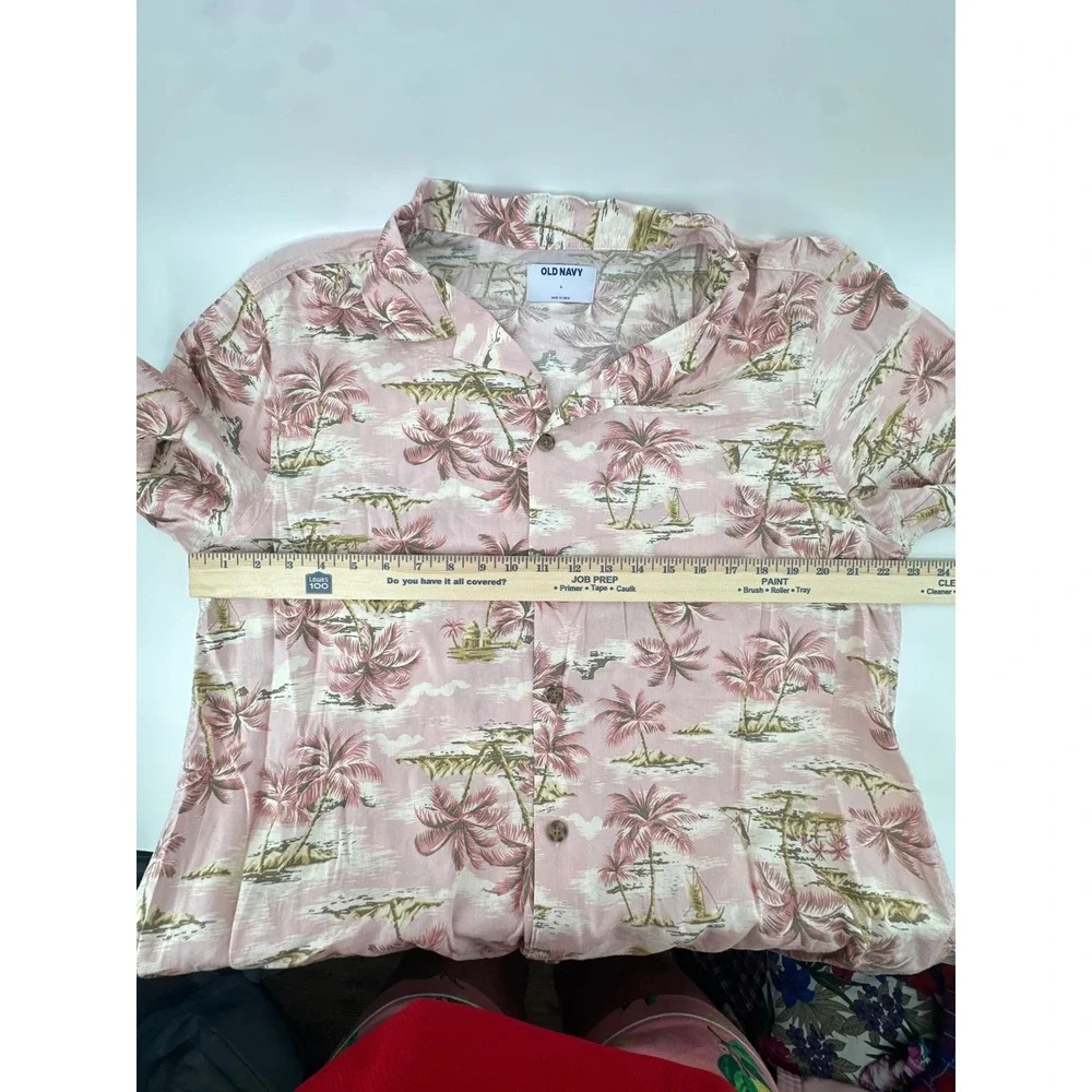 Old Navy Mens Large Pink Tropical Palm Tree Camp Shirt Short Sleeve Button Down